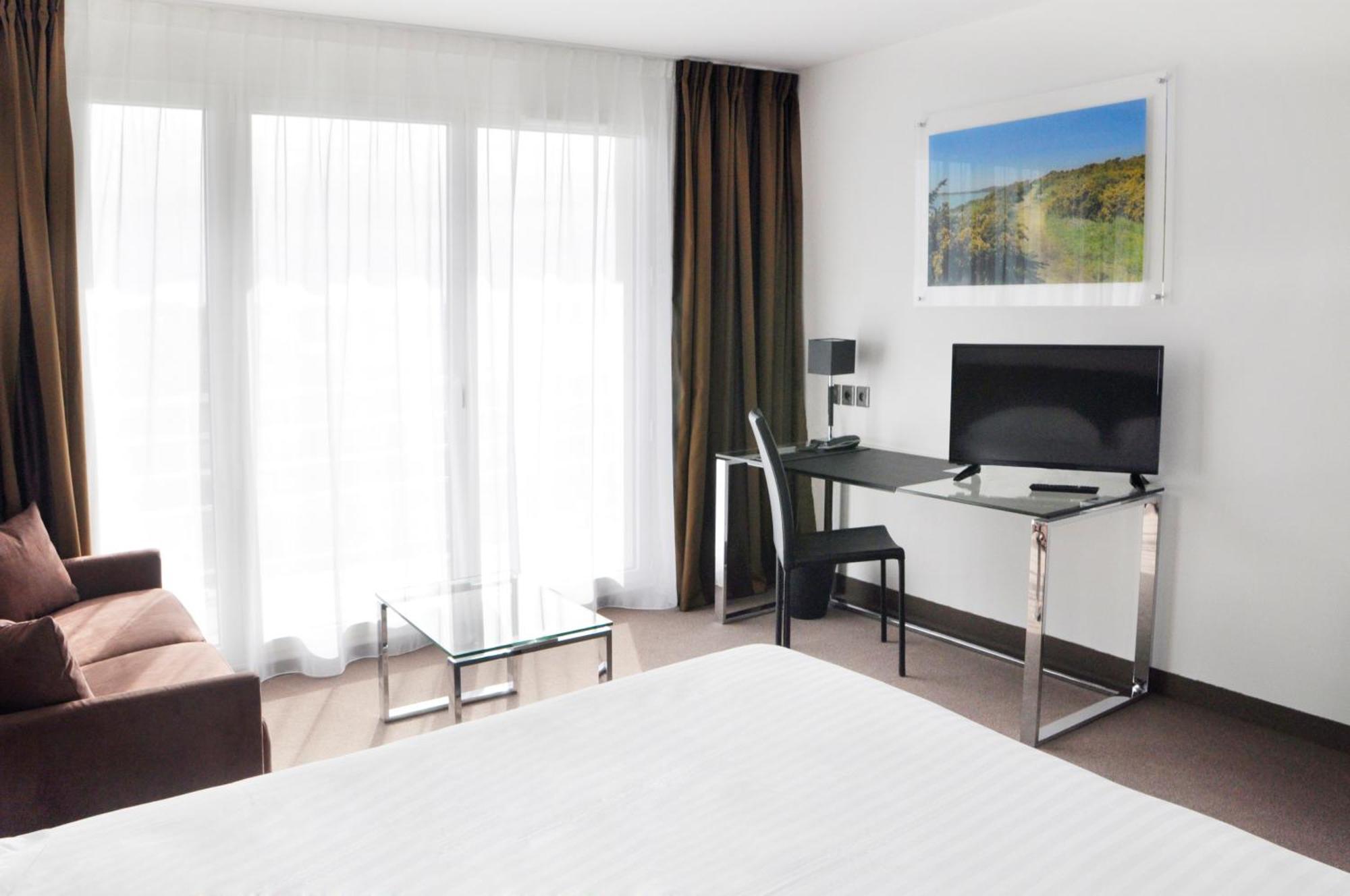 מלון Golden Tulip La Baule מראה חיצוני תמונה