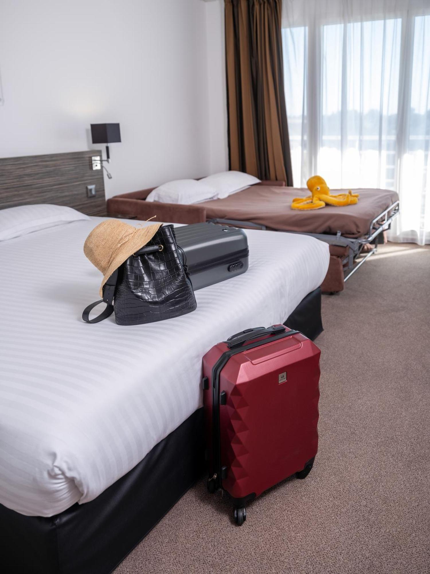 מלון Golden Tulip La Baule מראה חיצוני תמונה