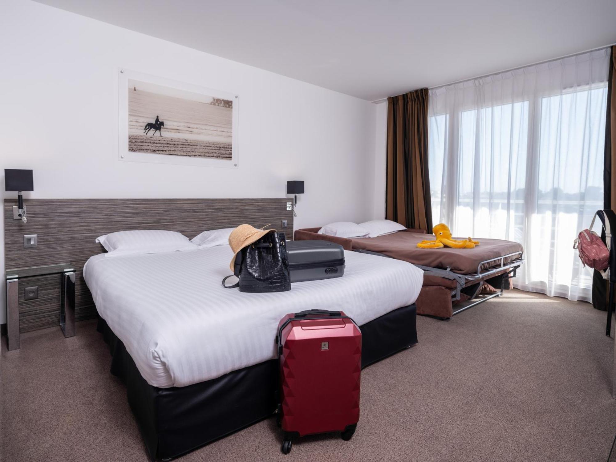 מלון Golden Tulip La Baule מראה חיצוני תמונה